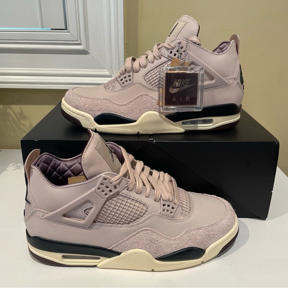 A Ma Maniére Air Jordan 4 Retro While You Were Sleeping...
